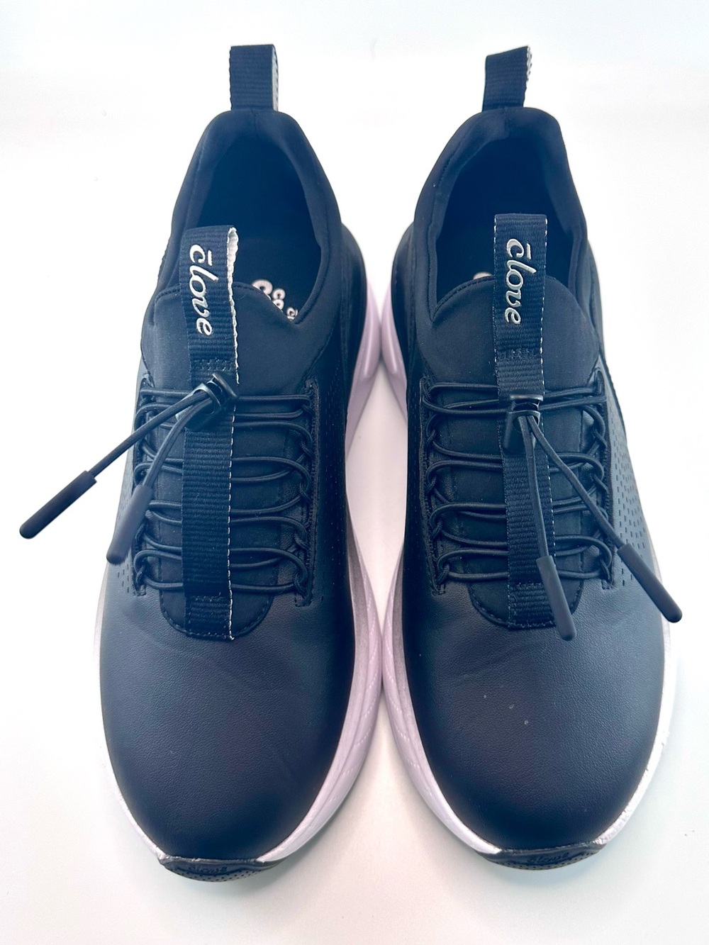 Clove Classic Night Shift Nursing Shoes Black/White Size W8 / M6.5